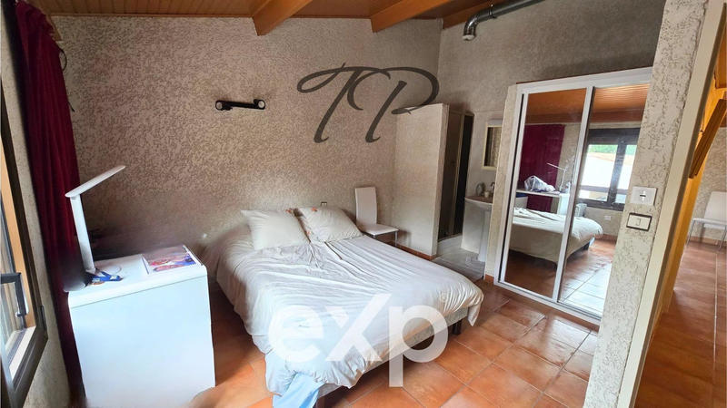 Villa - 143 m² - 7 pièces