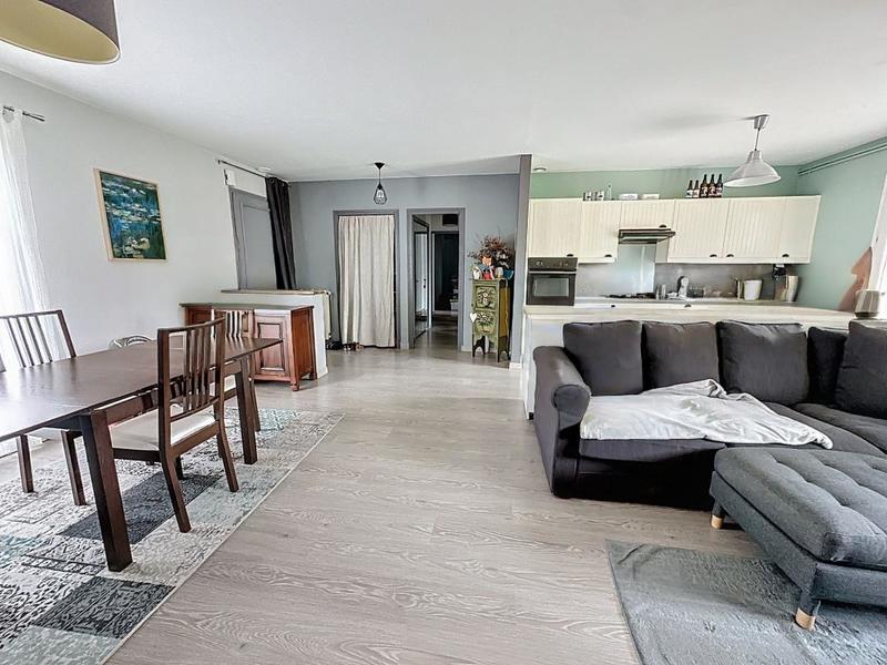 Maison - 137 m² - 6 pièces