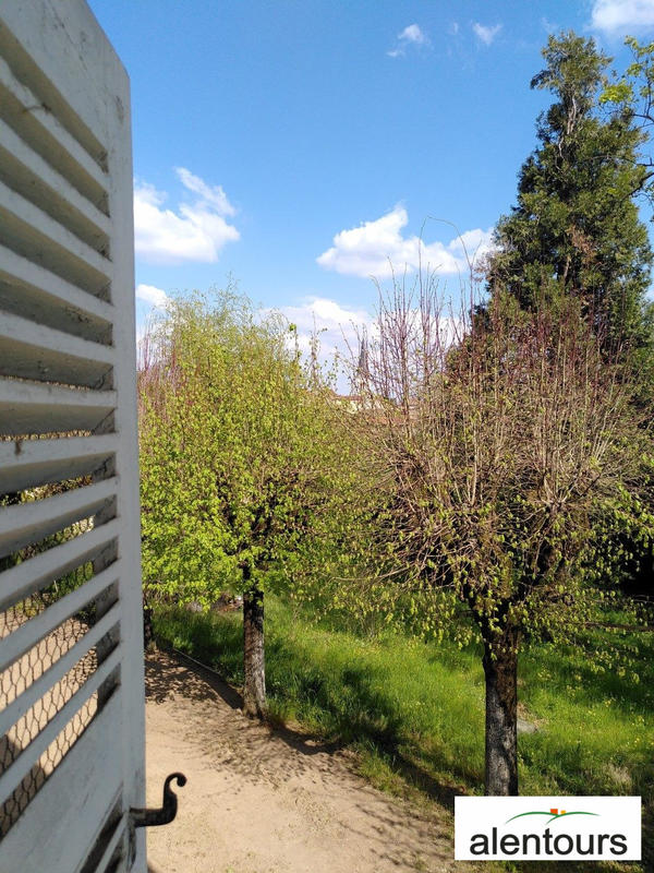 Appartement - 93 m² - 5 pièces