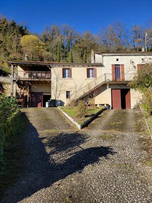 Maison de village - 130 m² - 6 pièces