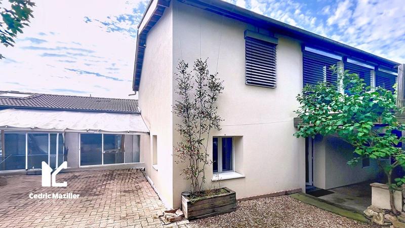 Maison - 172 m² - 7 pièces