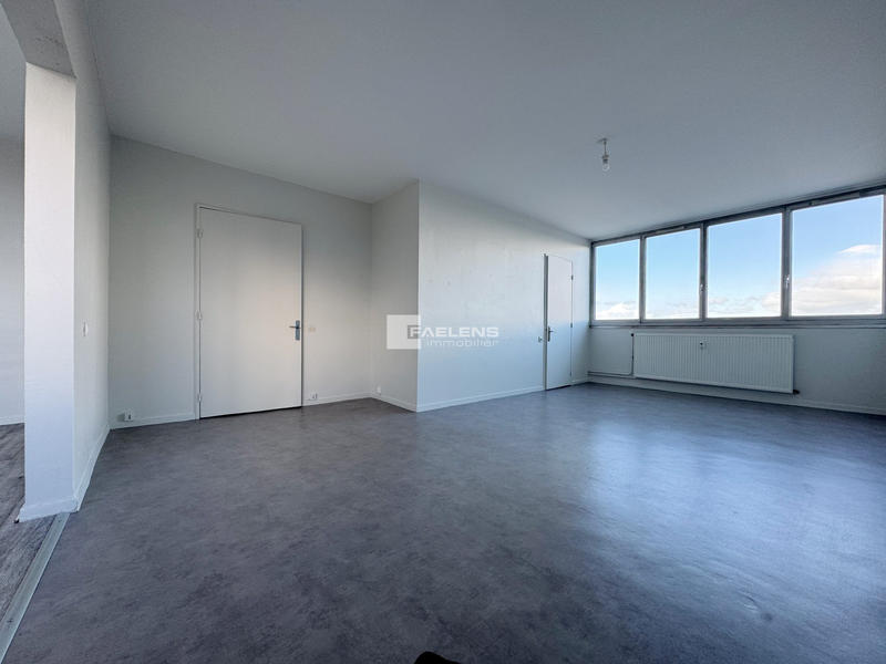 Appartement - 75 m² - 3 pièces