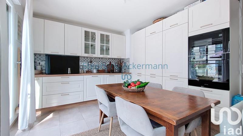 Appartement - 94 m² - 5 pièces