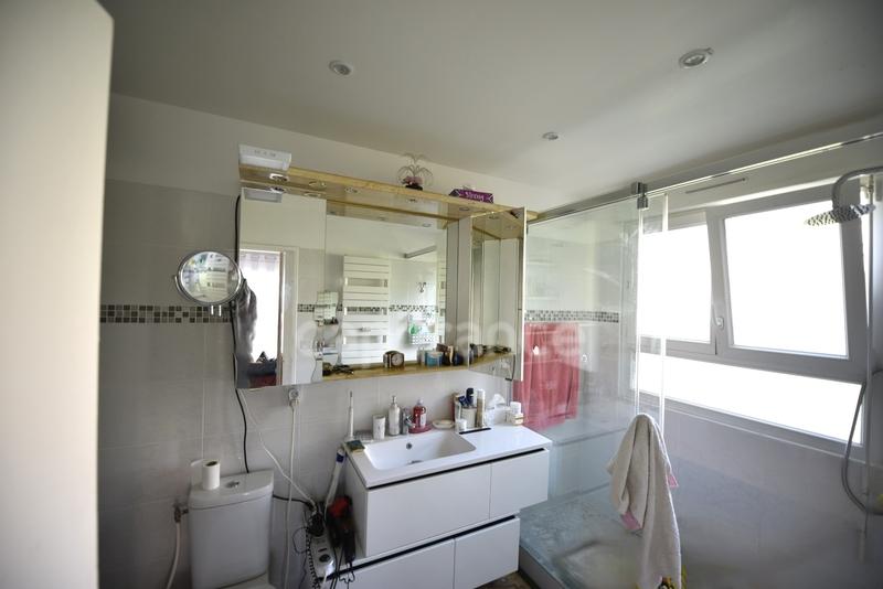 Appartement - 105 m² - 5 pièces