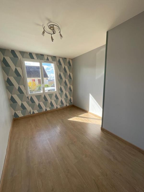 Maison - 95 m² - 4 pièces