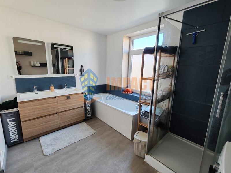 Maison - 91 m² - 4 pièces