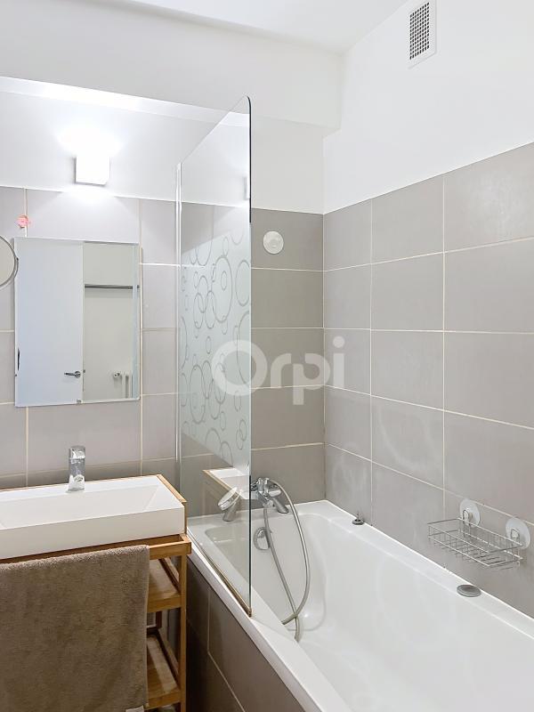 Appartement - 70 m² - 4 pièces