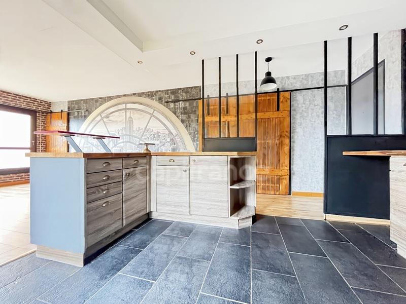 Appartement - 84 m² - 4 pièces