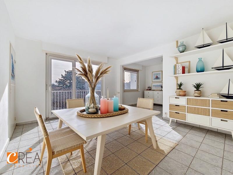 Appartement - 80 m² - 4 pièces