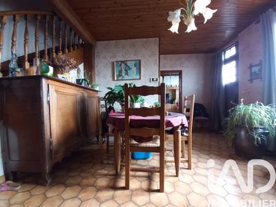 Maison - 151 m² - 5 pièces