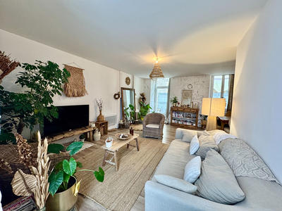 Maison - 567 m² - 22 pièces