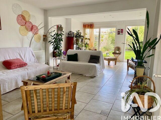 Maison - 102 m² - 4 pièces