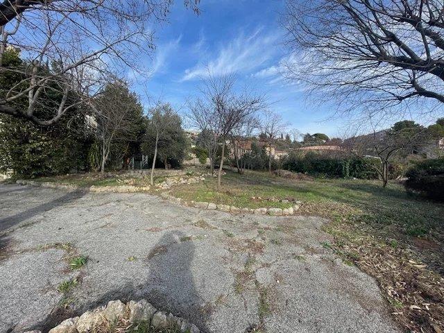 Maison - 195 m² - 9 pièces