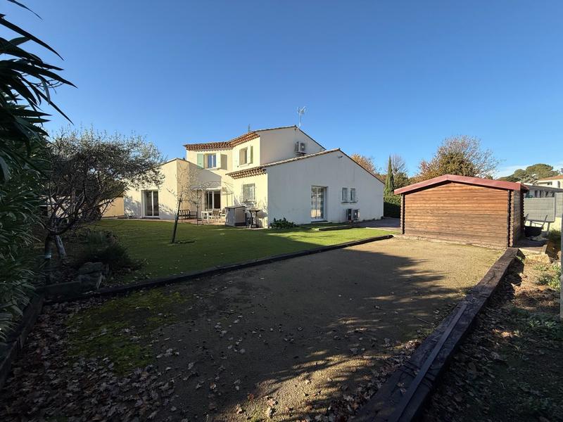 Maison - 170 m² - 6 pièces