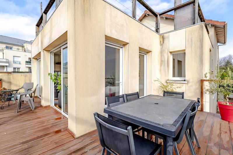 Maison - 145 m² - 5 pièces