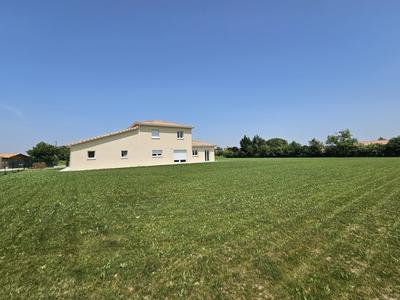 Villa - 141 m² - 6 pièces