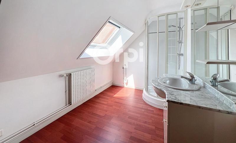 Maison - 317 m² - 7 pièces