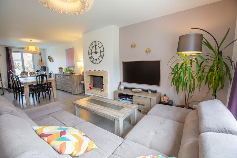 Maison - 140 m² - 6 pièces