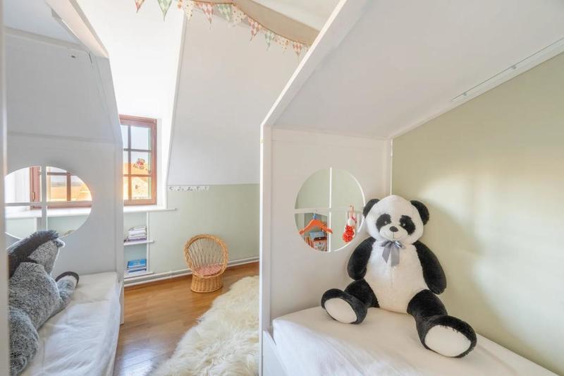 Corps de ferme - 270 m² - 9 pièces