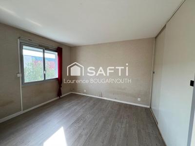 Appartement - 75 m² - 4 pièces