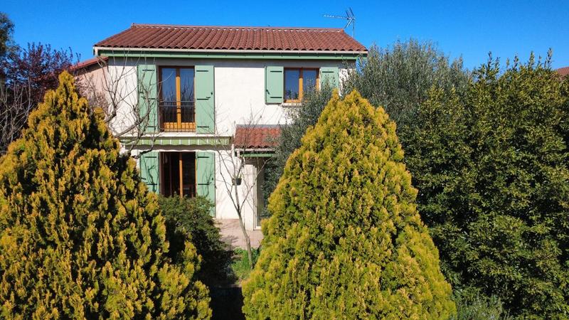 Maison - 95 m² - 5 pièces