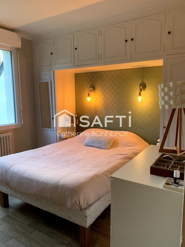 Maison - 190 m² - 11 pièces