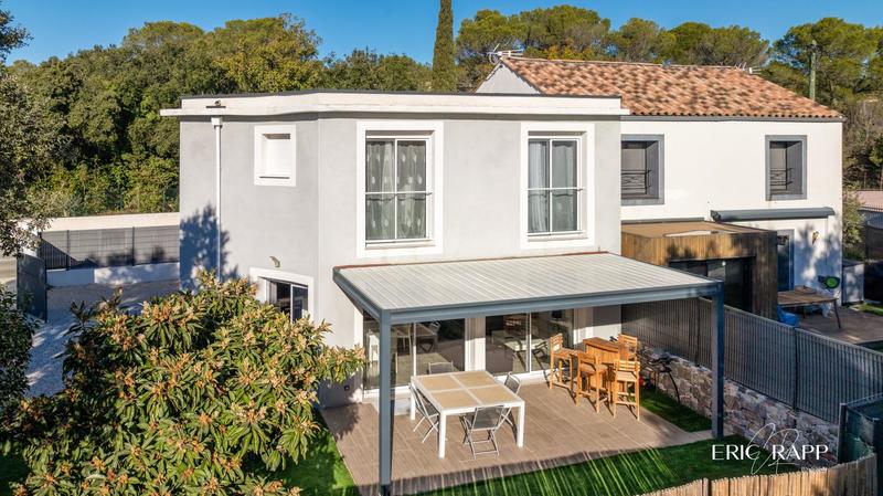 Maison - 83 m² - 3 pièces