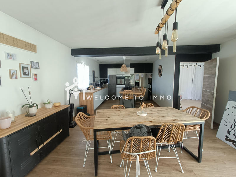 Maison - 175 m² - 8 pièces