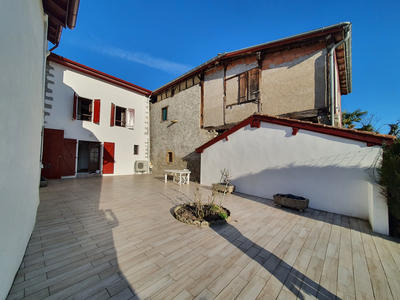 Maison - 80 m² - 3 pièces