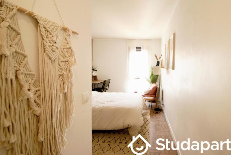 Chambre - 13 m² - 1 pièce