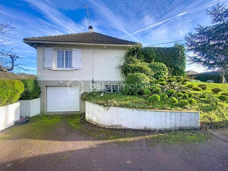 Maison traditionnelle - 112 m² - 6 pièces