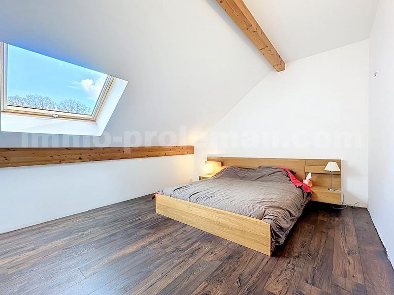 Maison - 486 m² - 8 pièces