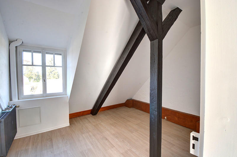 Maison - 185 m² - 7 pièces