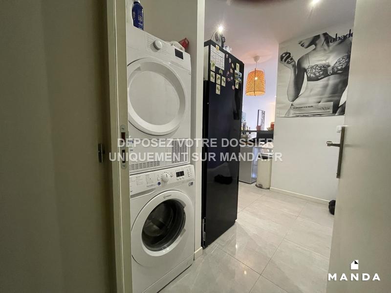 Chambre - 12 m² - 6 pièces