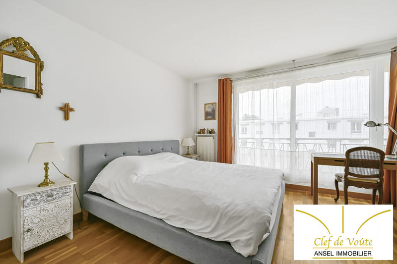 Appartement - 129 m² - 5 pièces