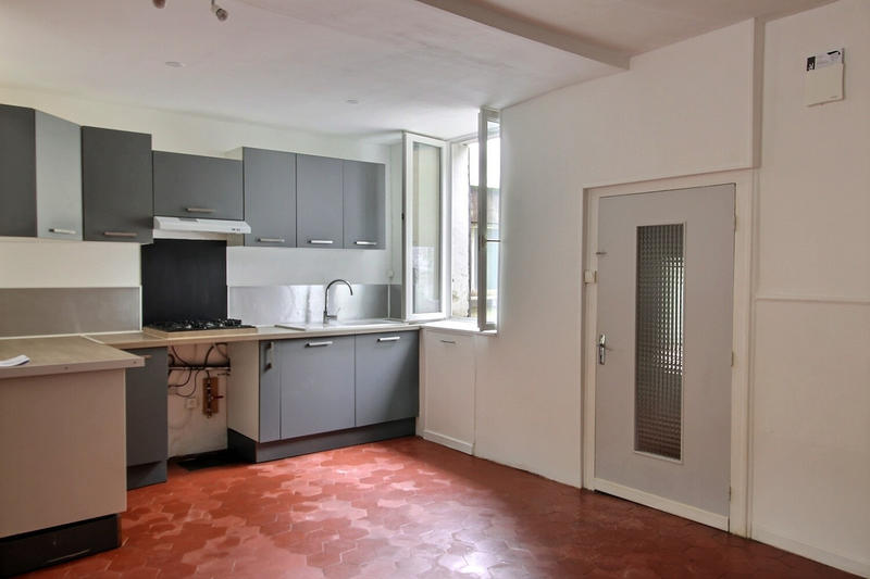 Maison de village - 85 m² - 4 pièces