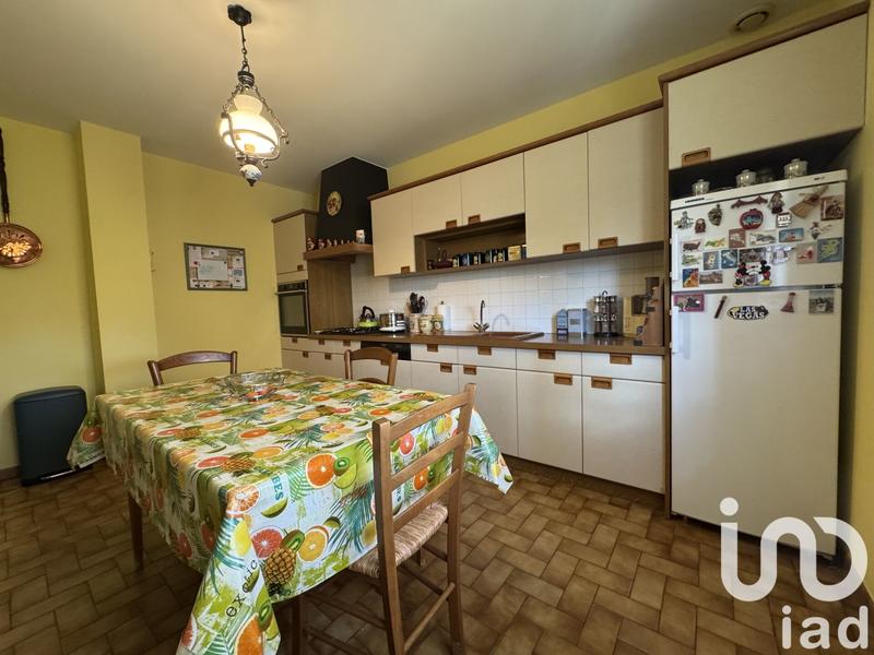 Maison - 180 m² - 7 pièces