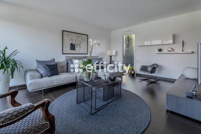 Maison - 128 m² - 4 pièces