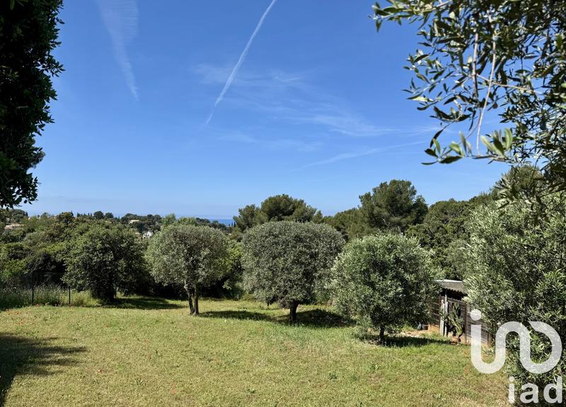 Maison - 230 m² - 8 pièces