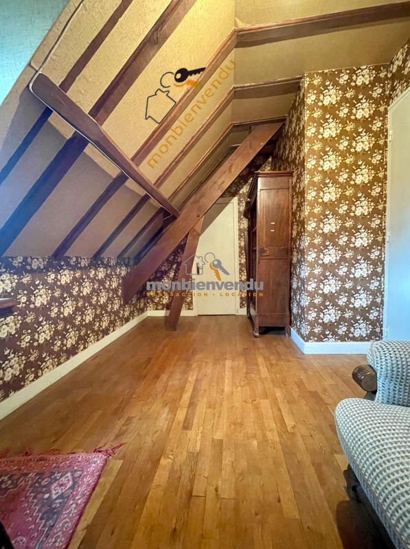 Maison traditionnelle - 115 m² - 6 pièces