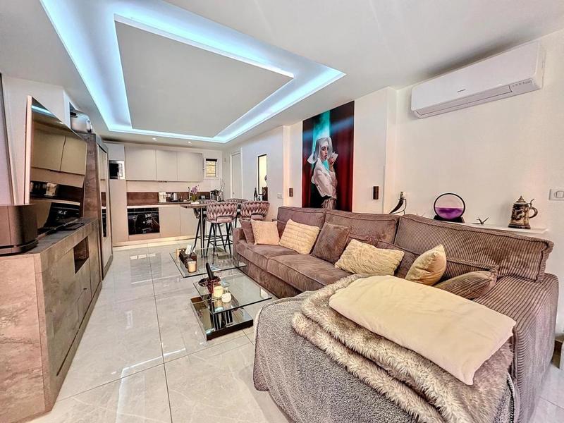 Villa - 230 m² - 10 pièces