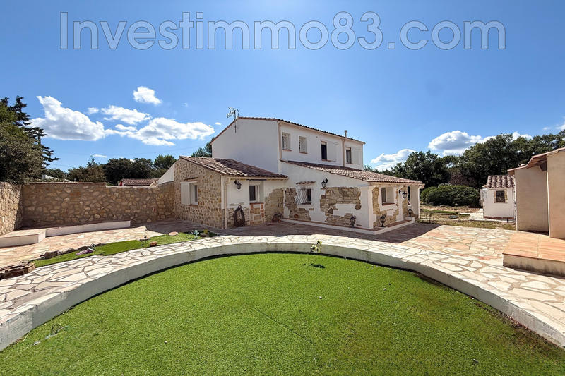 Maison - 160 m² - 6 pièces