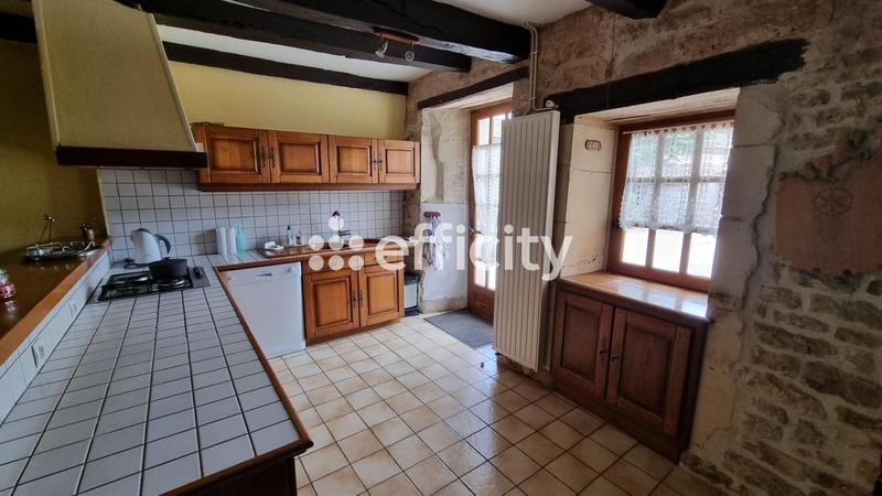 Maison - 235 m² - 8 pièces