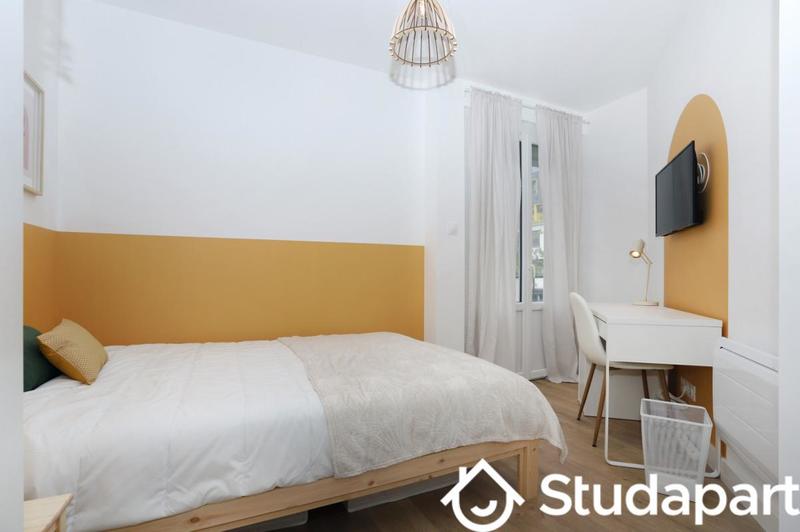 Chambre - 10 m² - 1 pièce