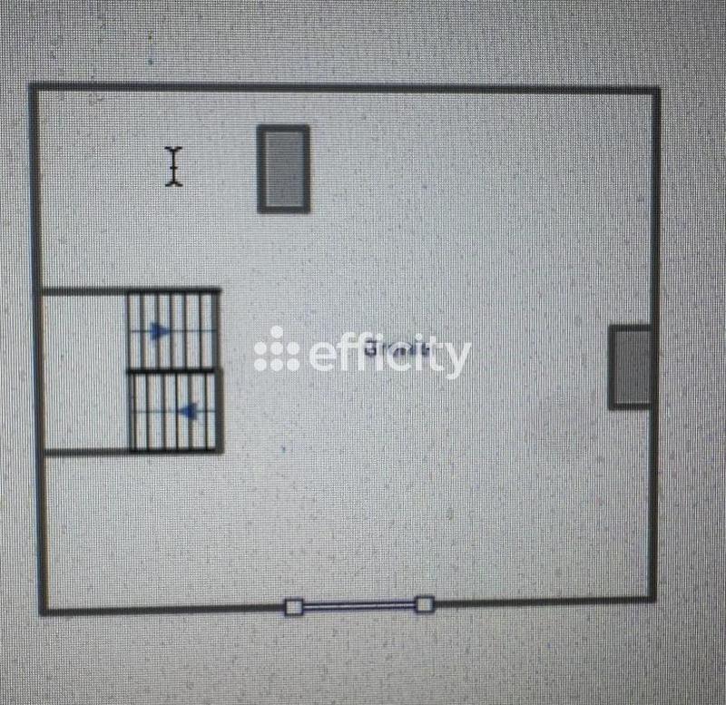 Maison - 90 m² - 9 pièces