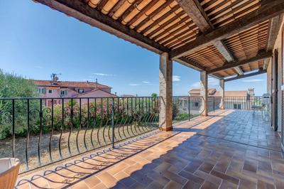 Villa - 147 m² - 4 pièces