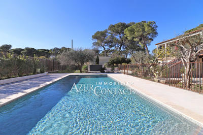 Villa - 224 m² - 8 pièces