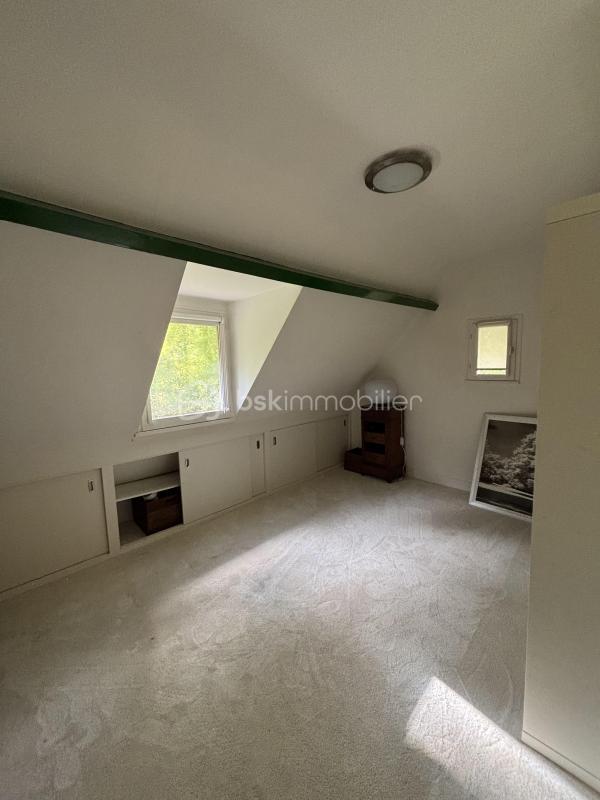 Maison traditionnelle - 128 m² - 7 pièces