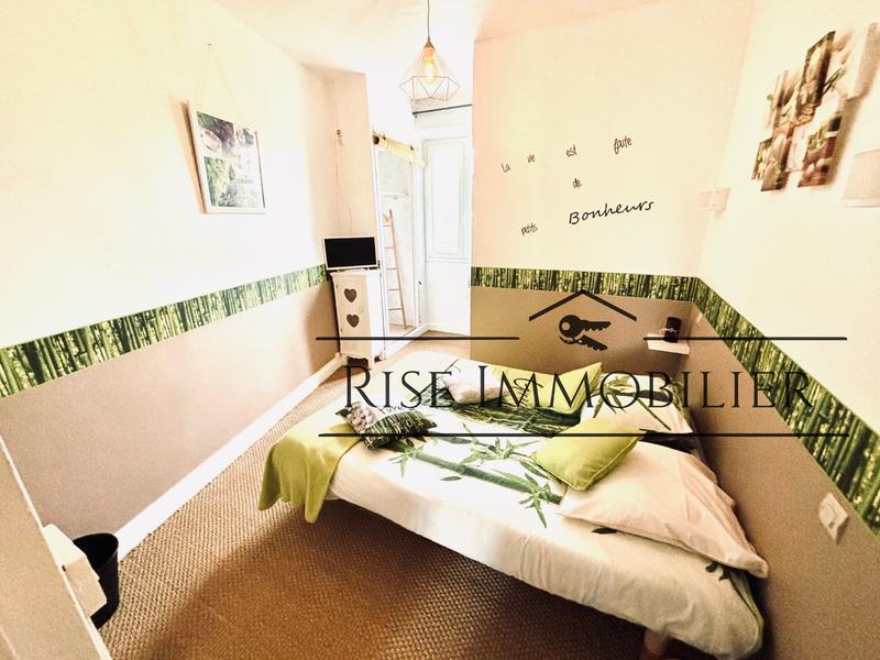 Propriété - 380 m² - 15 pièces