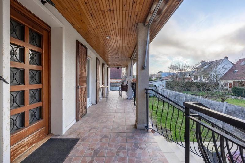 Appartement - 94 m² - 3 pièces